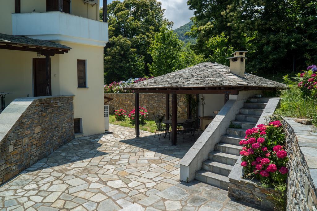 Luxury Villa With Pool In 차가라다 외부 사진
